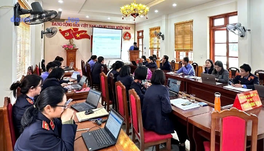 Giao diện sơ đồ bàn theo khu vực và trạng thái bàn trên phần mềm bán hàng nhà hàng