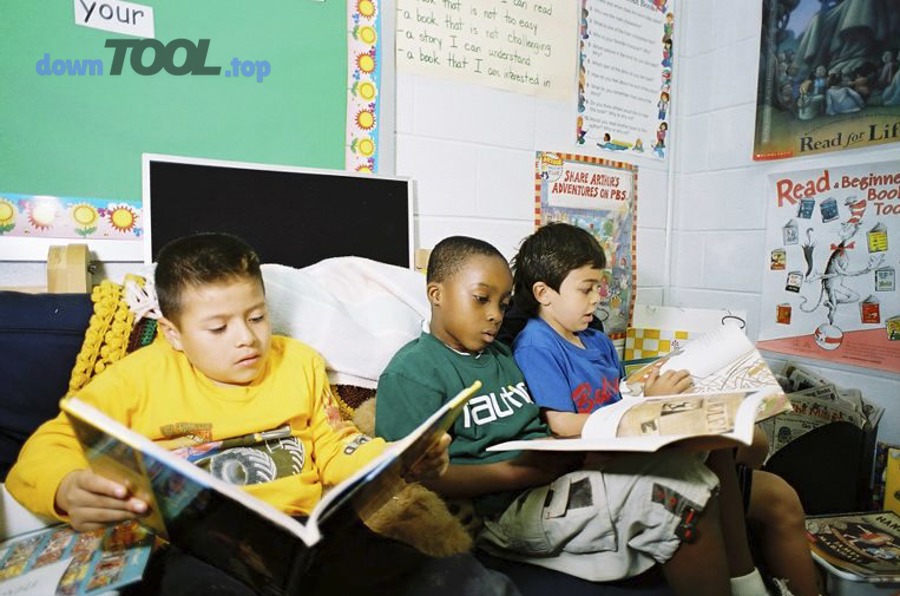 Lớp học tiểu học và bối cảnh vận hành nhà trường